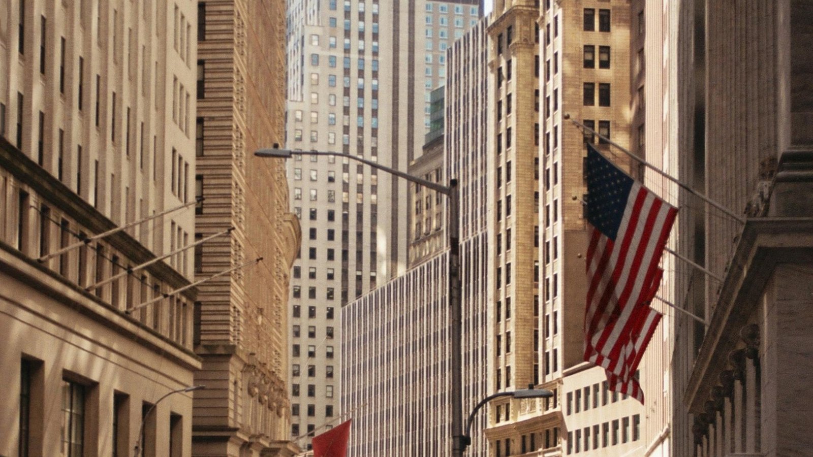 Crash & Chaos: The Most Devastating Days on Wall Street