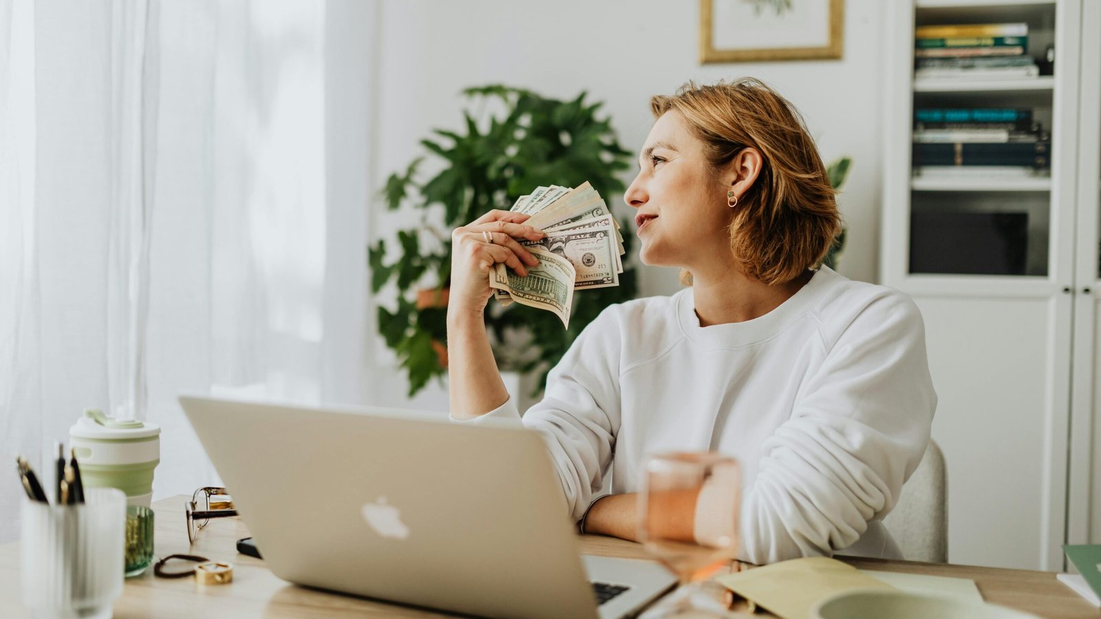 How Your Dream Life Designs With Passive Income 