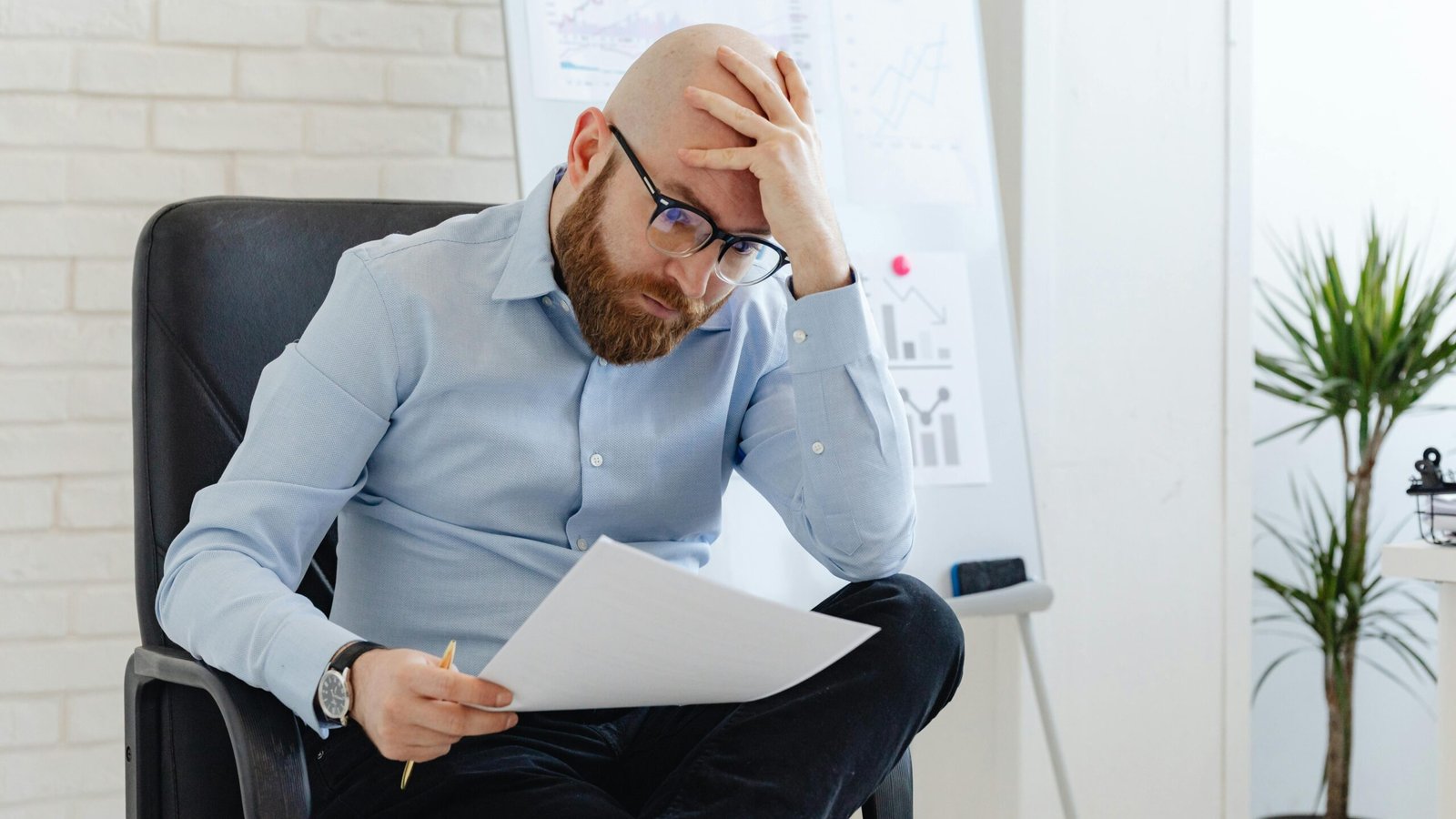 The Biggest Career Mistakes Men Make in Their 30s