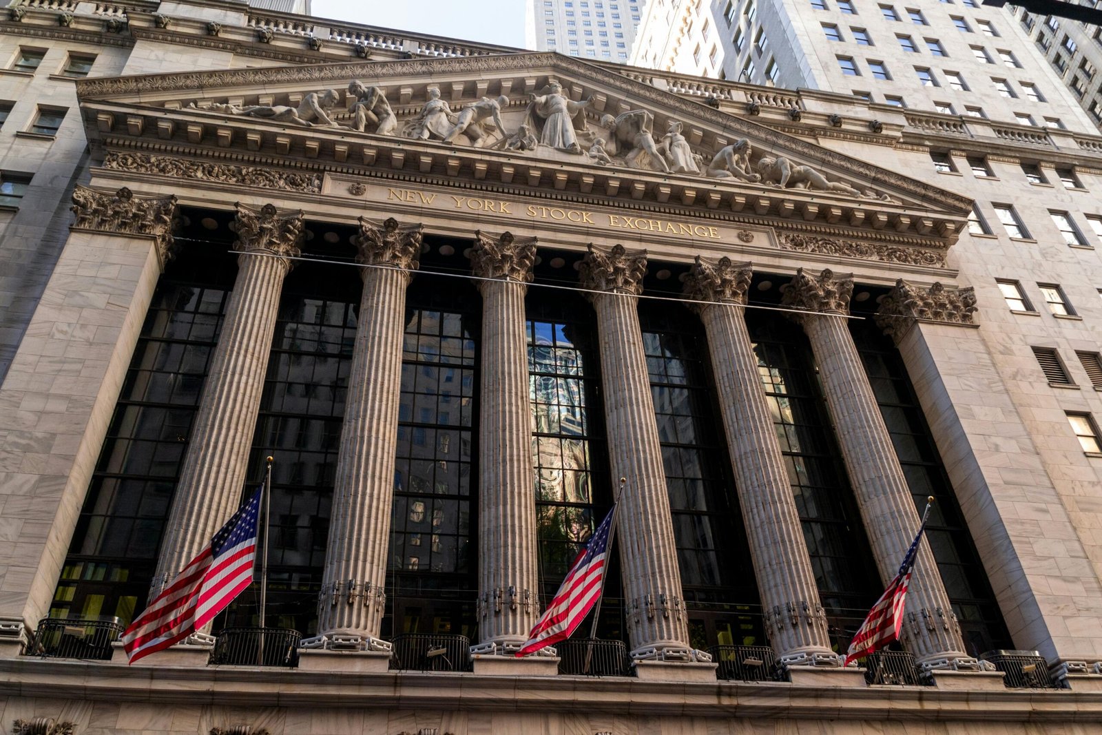Foreign Banks and Foreign Investment in the United States